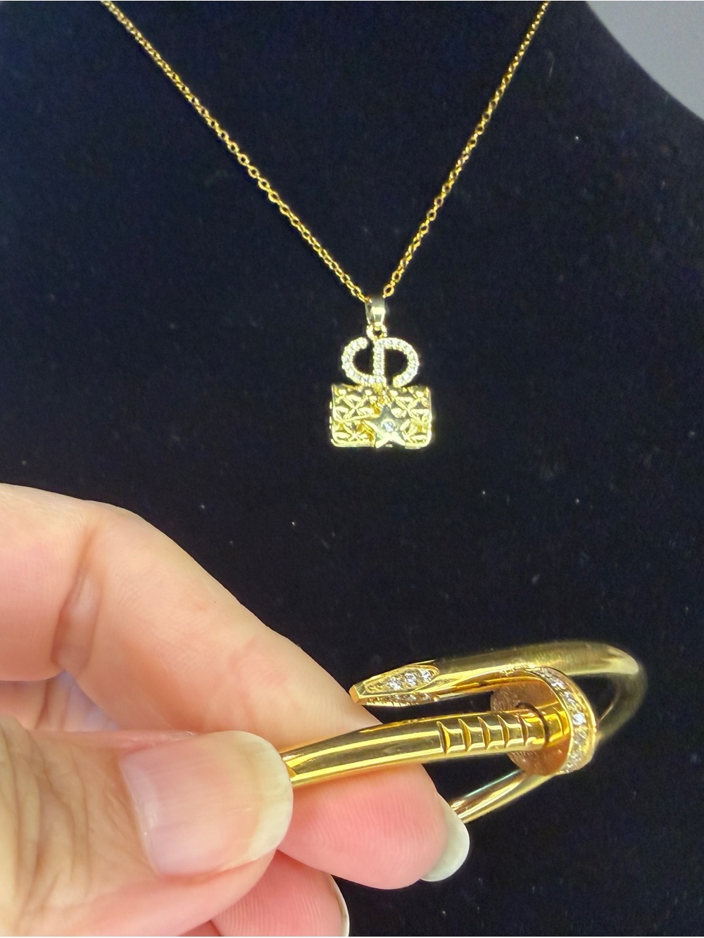 Elegant Gold Handbag Pendant Necklace and Gold Nail Bracelet Set